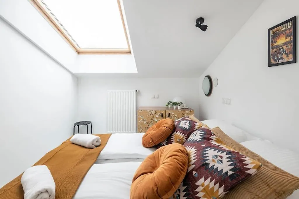 New Central Skyline Penthouse 바르샤바 0*,  폴란드